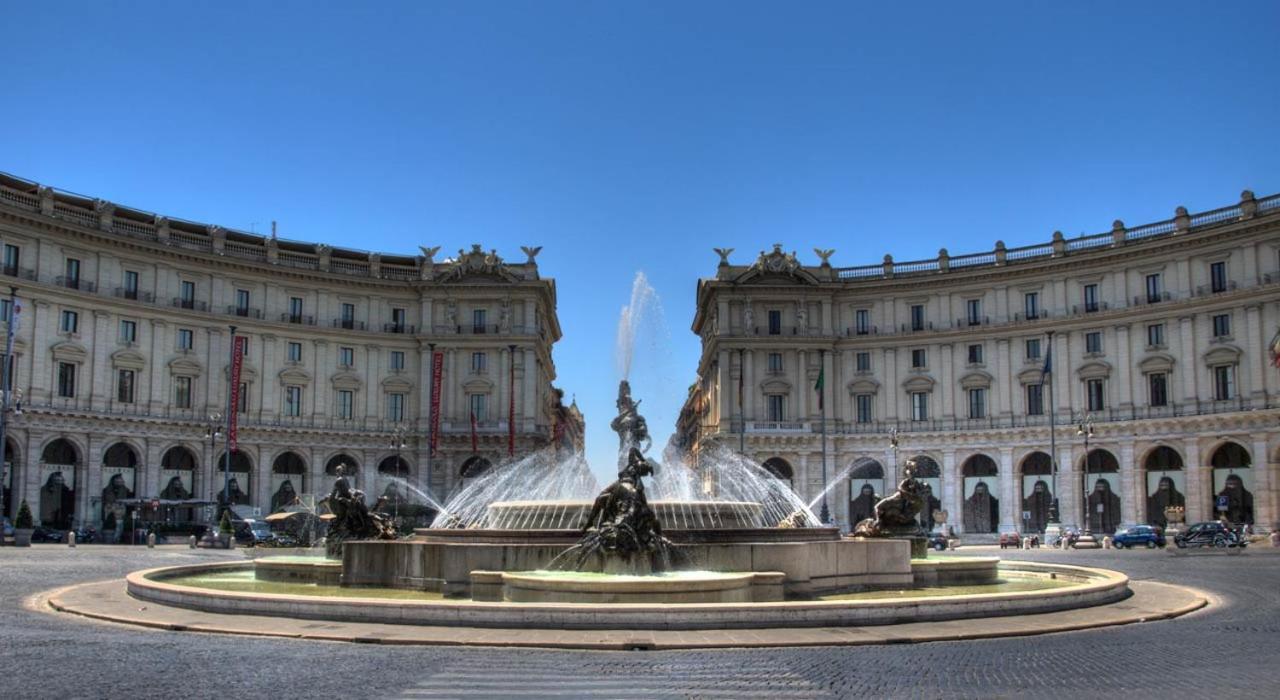 Charme & Chic Nazionale Hotel Рим Екстериор снимка